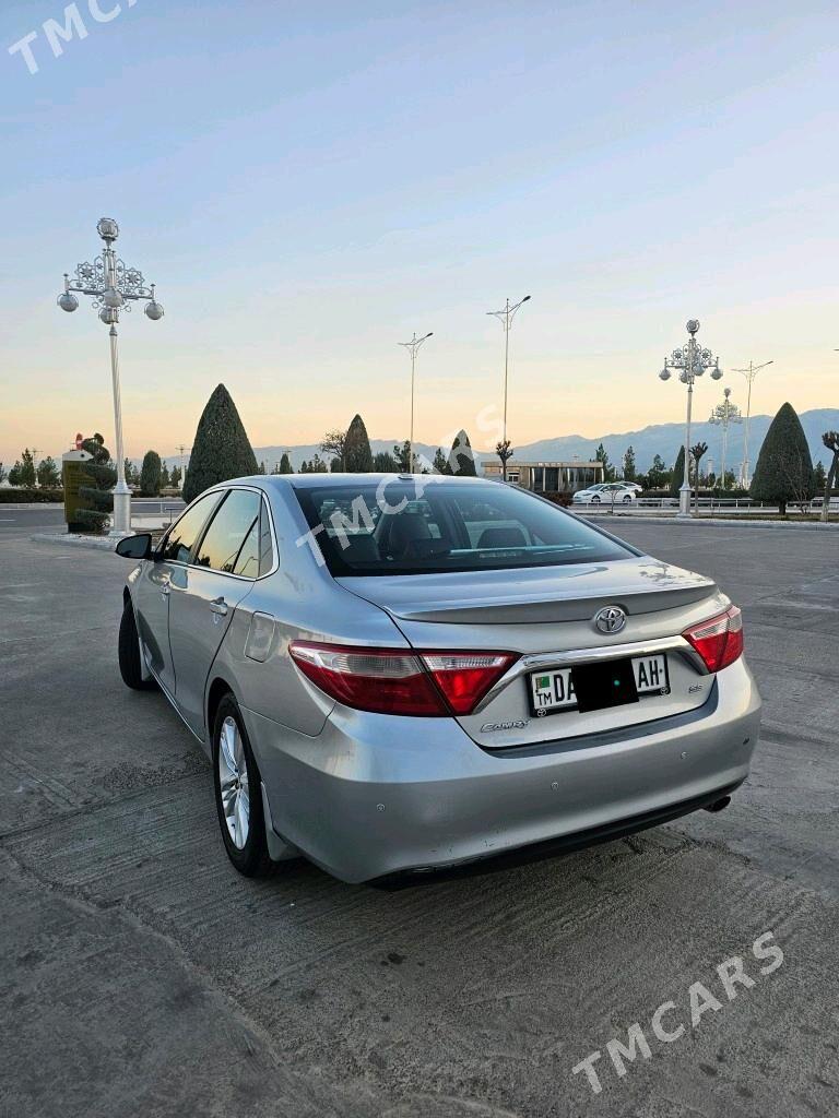 Toyota Camry 2017 - 240 000 TMT - 6 mkr - img 2