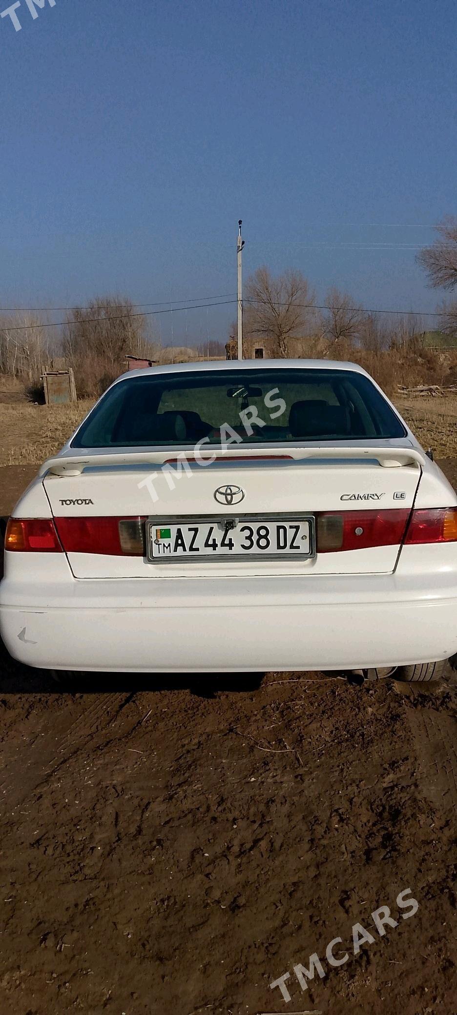 Toyota Camry 2000 - 110 000 TMT - Boldumsaz - img 2