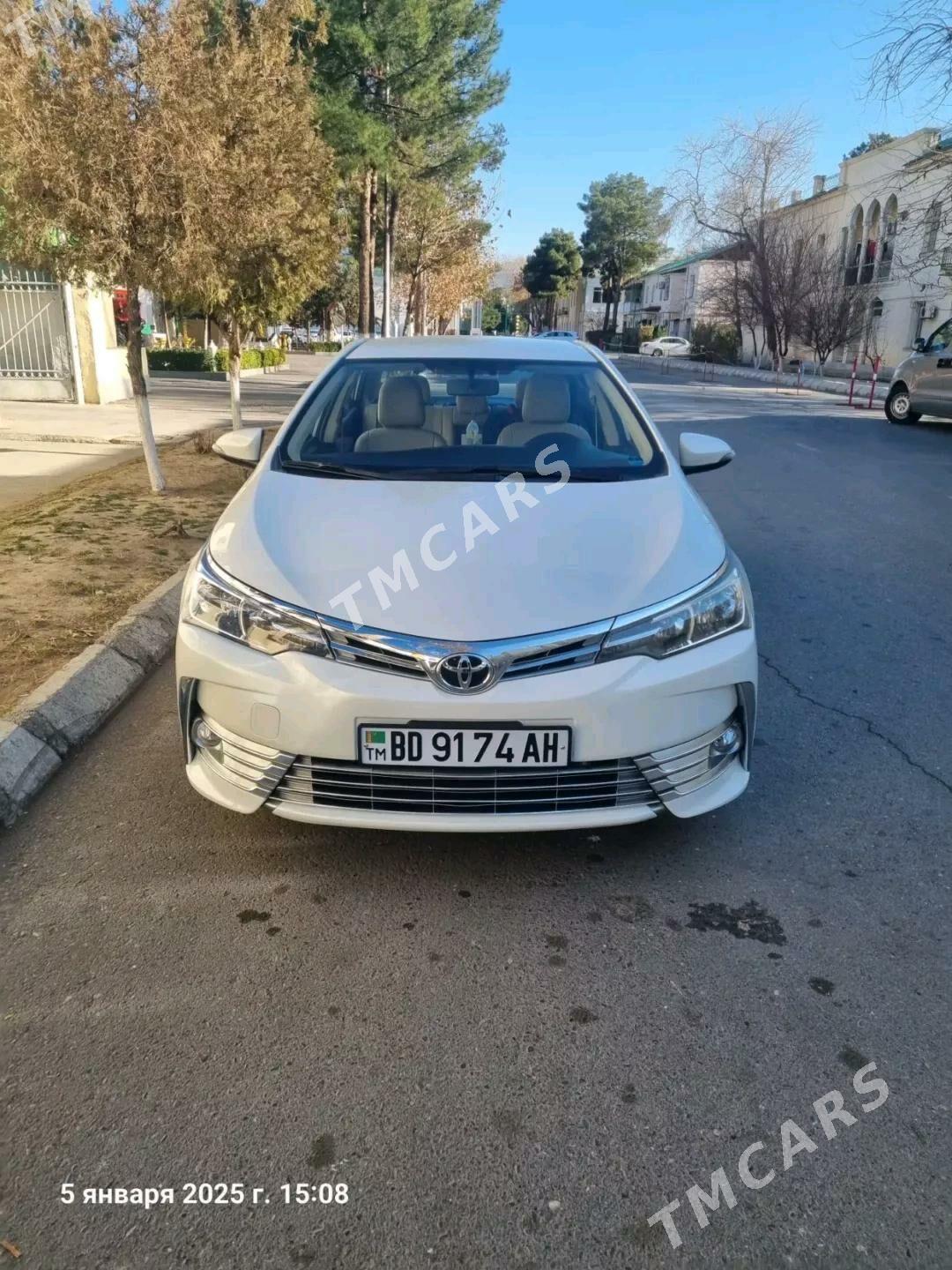 Toyota Corolla 2018 - 250 000 TMT - Aşgabat - img 4