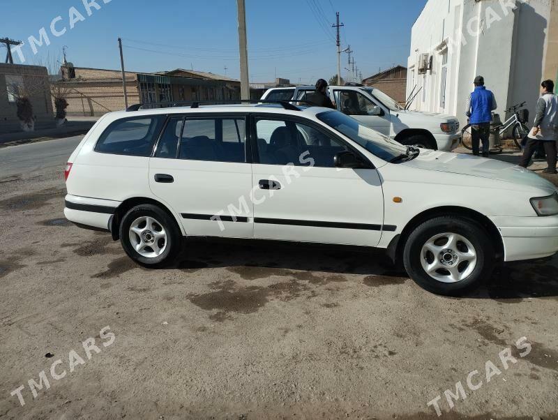 Toyota Carina 1993 - 65 000 TMT - Çärjew - img 2