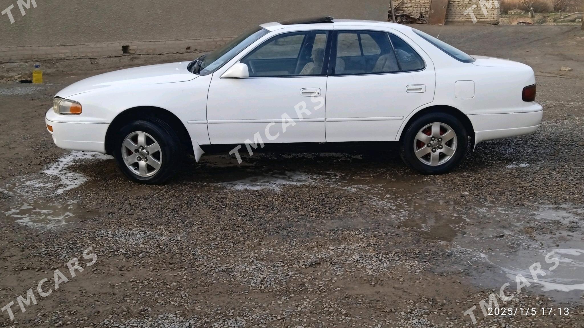 Toyota Camry 1996 - 75 000 TMT - Векильбазар - img 2