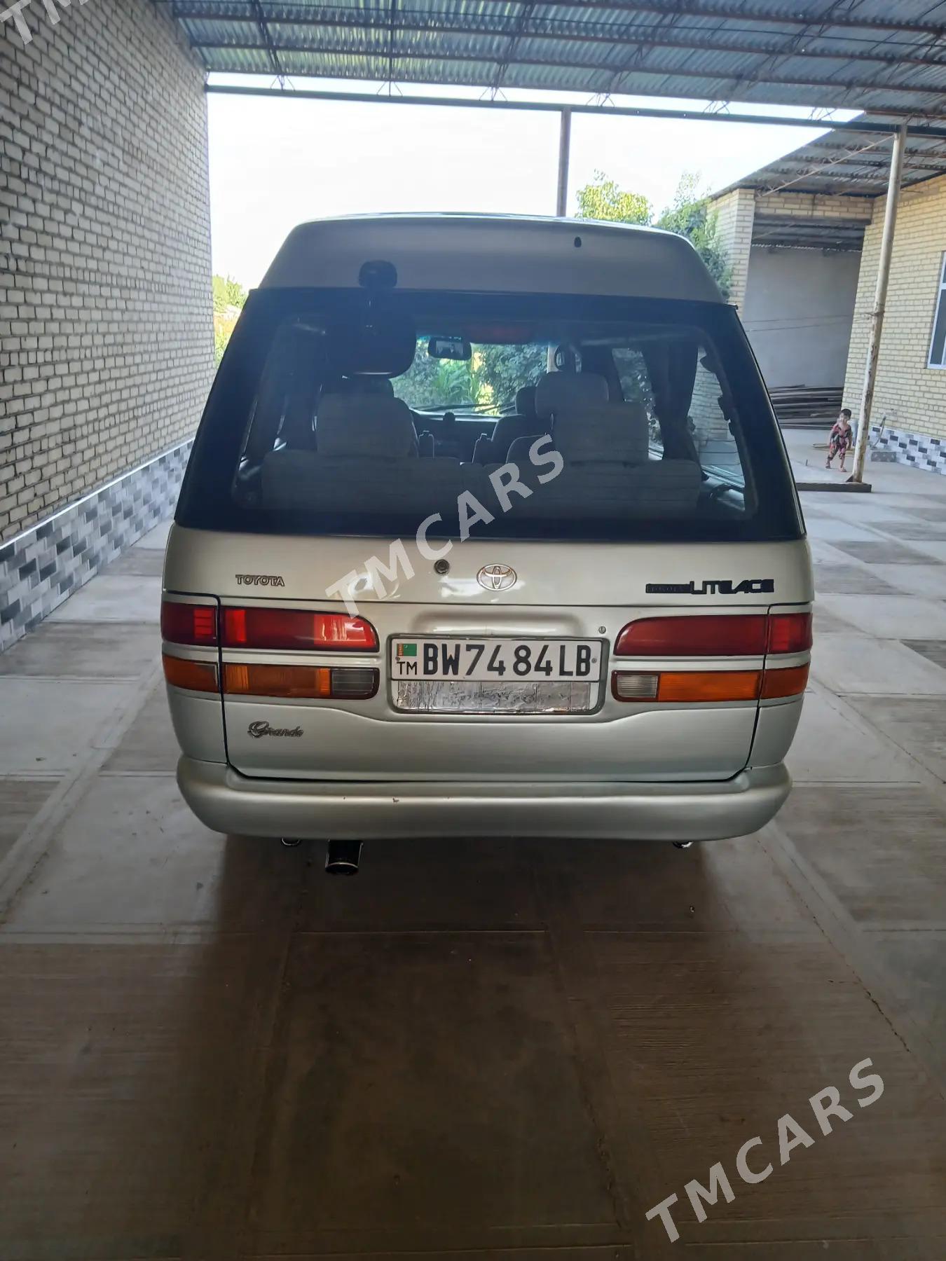 Toyota Town Ace 1992 - 60 000 TMT - Саят - img 5