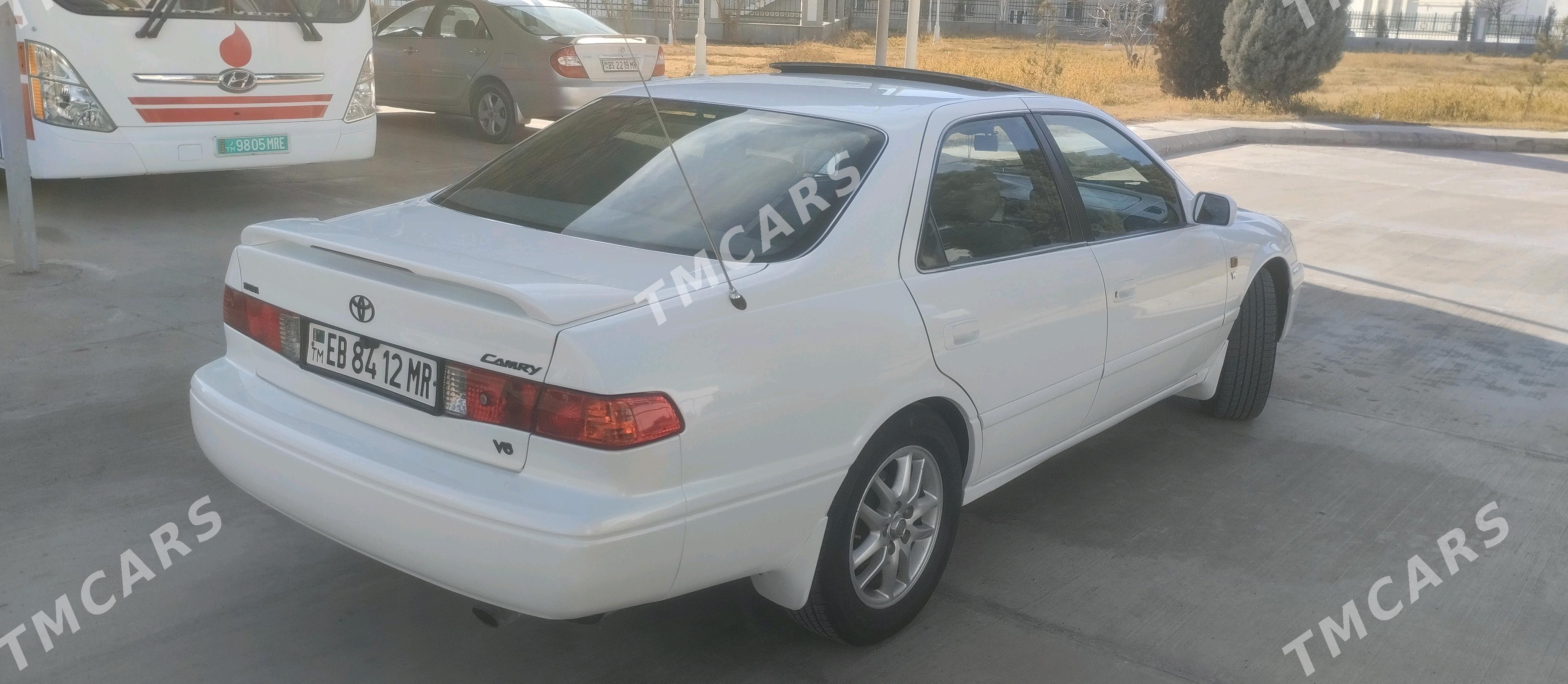 Toyota Camry 2001 - 170 000 TMT - Мары - img 9