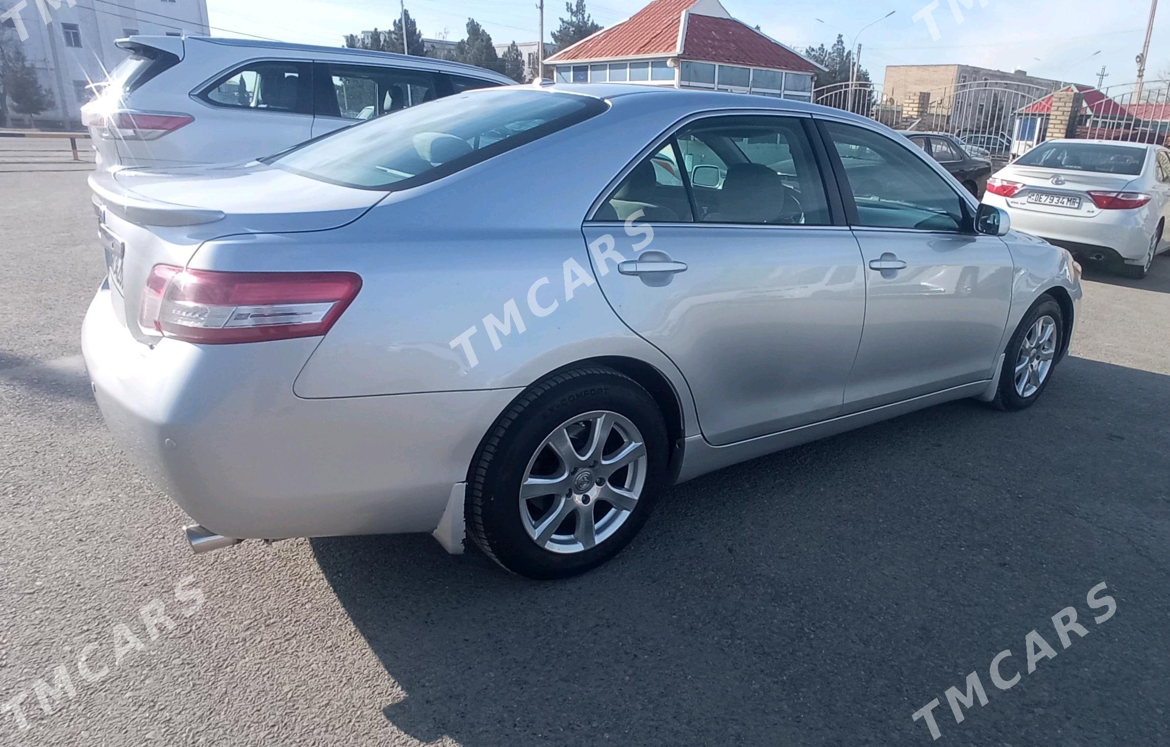 Toyota Camry 2011 - 180 000 TMT - Murgap - img 2