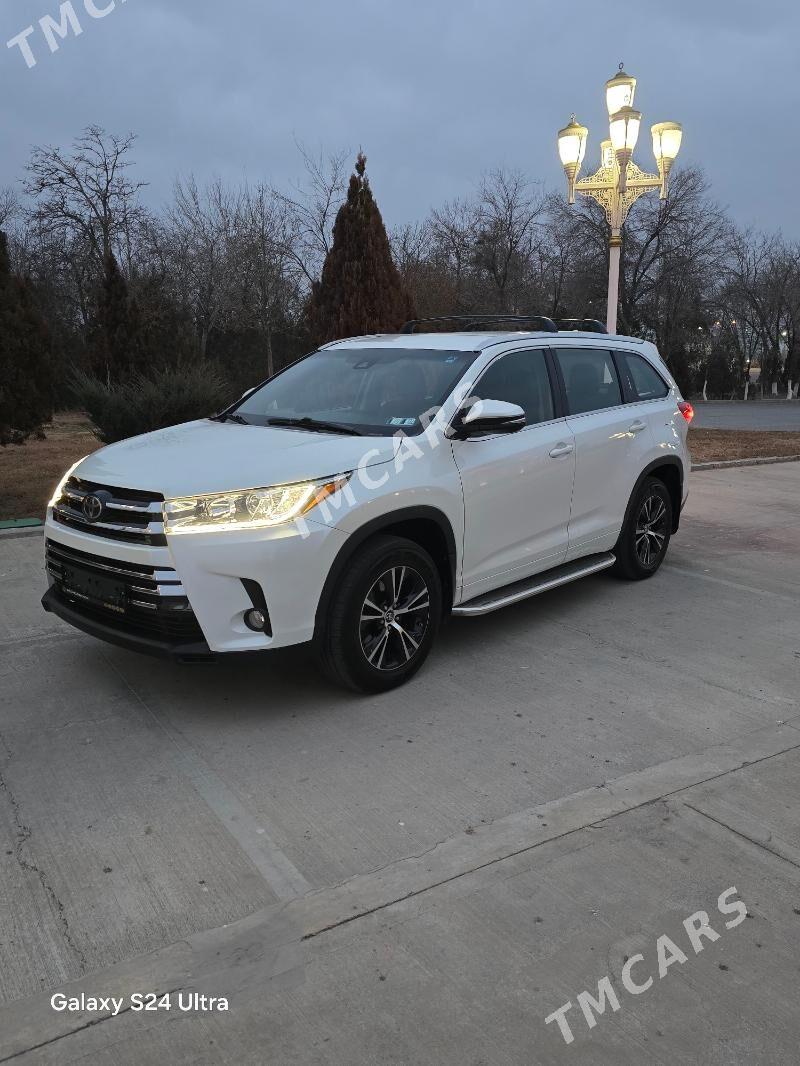 Toyota Highlander 2018 - 395 000 TMT - Daşoguz - img 4