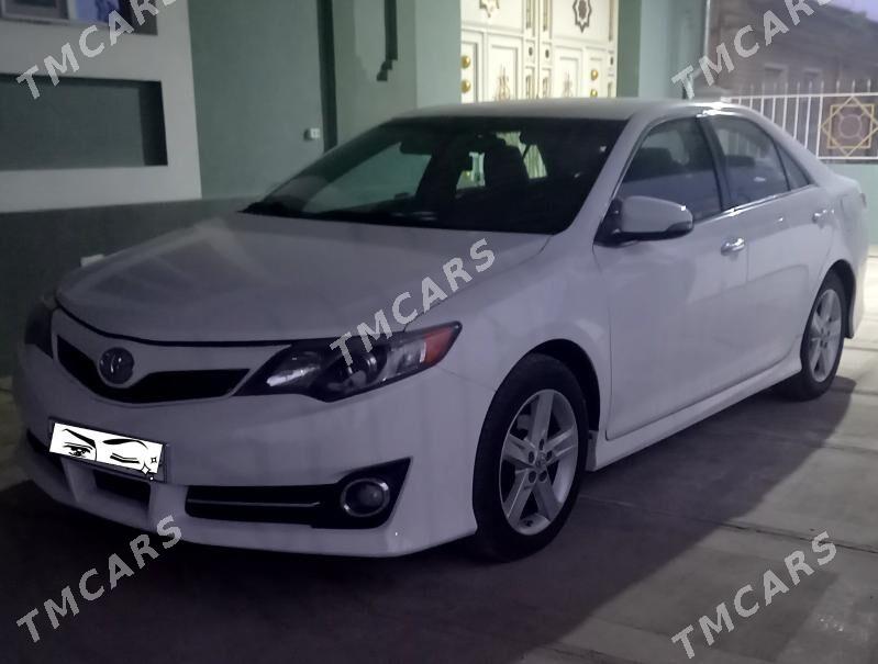 Toyota Camry 2013 - 190 000 TMT - Kerki - img 2