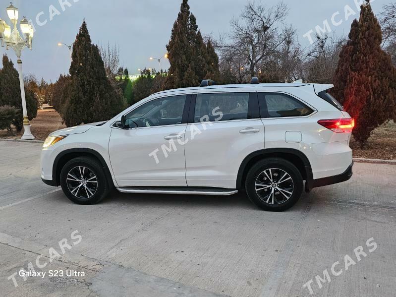 Toyota Highlander 2018 - 395 000 TMT - Daşoguz - img 10