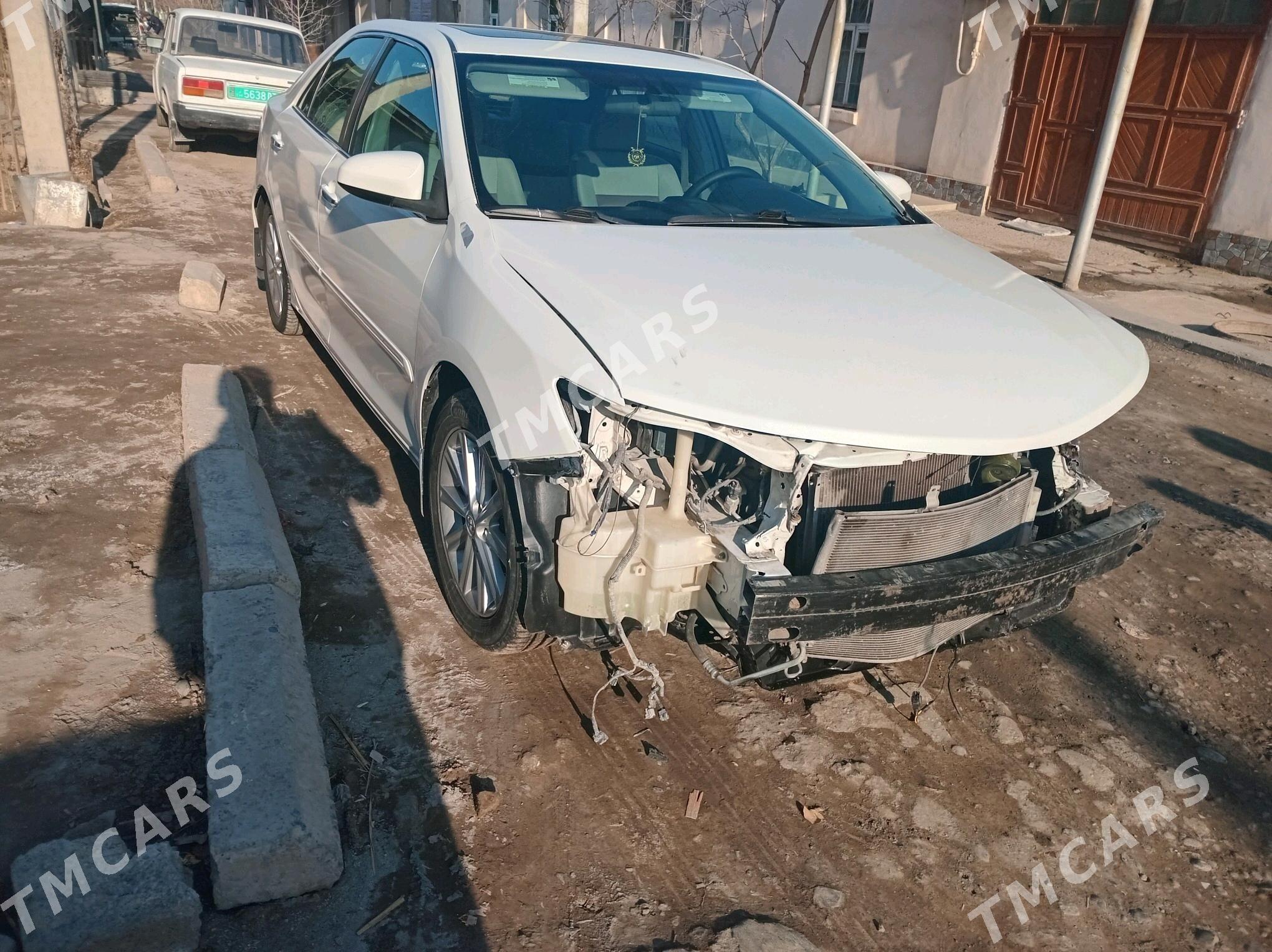 Toyota Camry 2013 - 190 000 TMT - Дашогуз - img 3