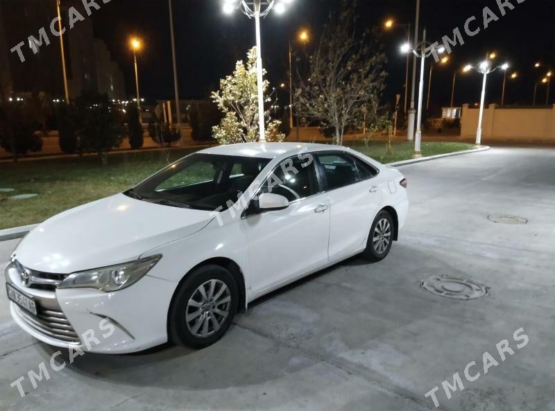 Toyota Camry 2017 - 240 000 TMT - 30 мкр - img 3