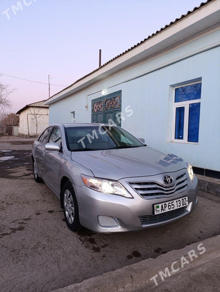 Toyota Camry 2010 - 175 000 TMT - Кёнеургенч - img 4