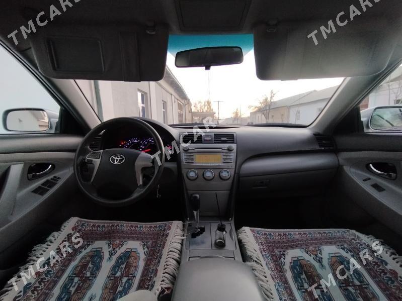 Toyota Camry 2010 - 175 000 TMT - Кёнеургенч - img 5