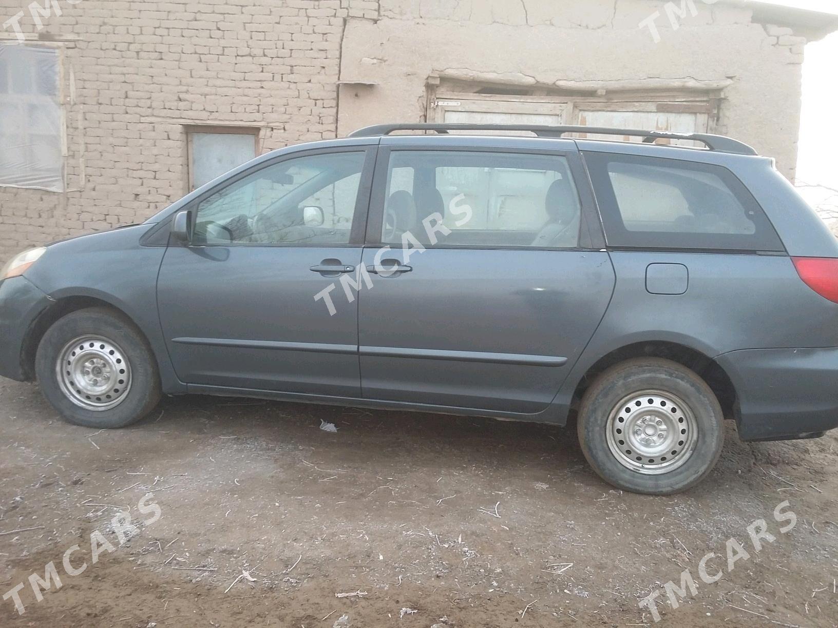 Toyota Sienna 2008 - 160 000 TMT - Губадаг - img 3