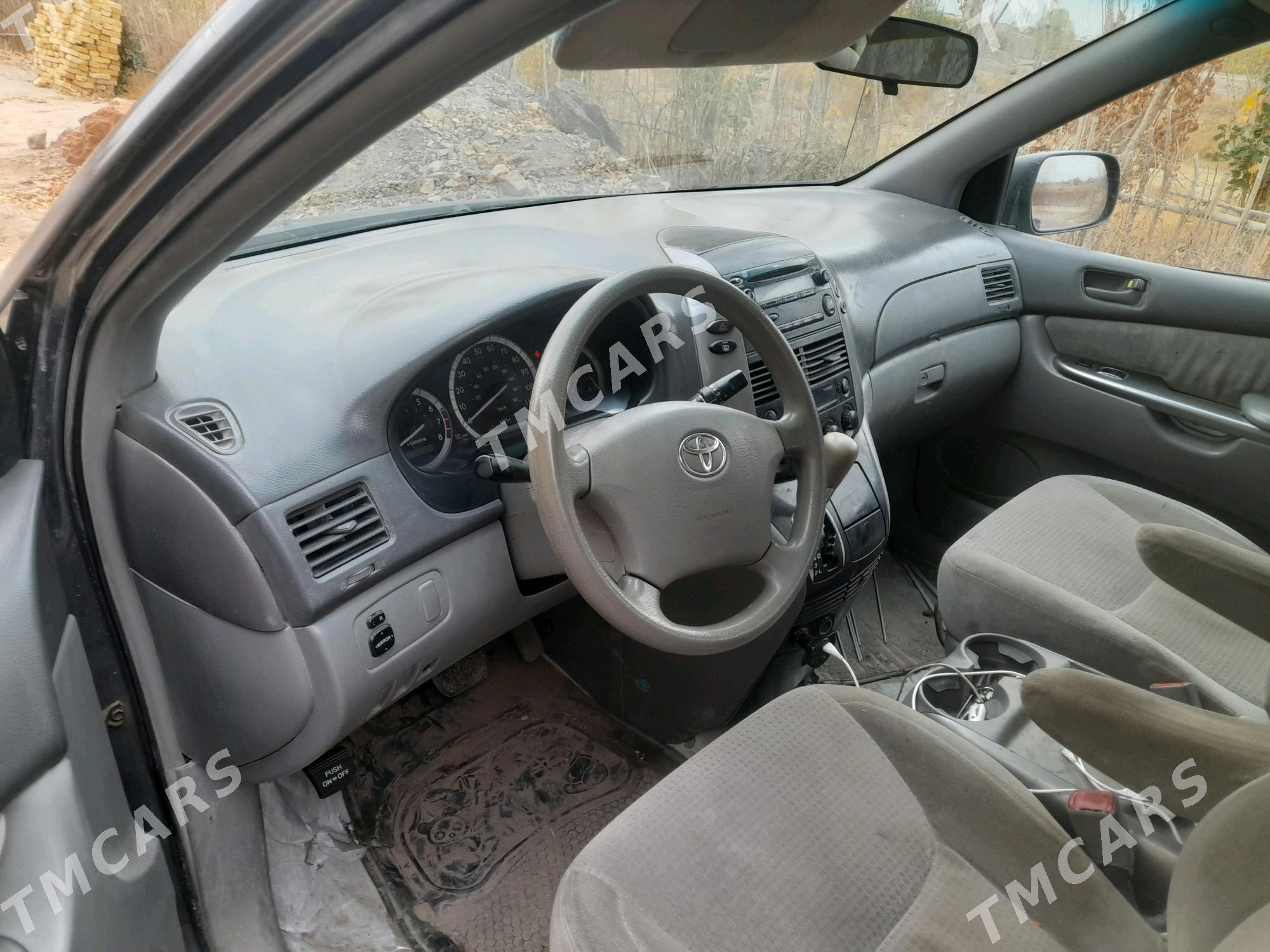 Toyota Sienna 2008 - 160 000 TMT - Губадаг - img 5