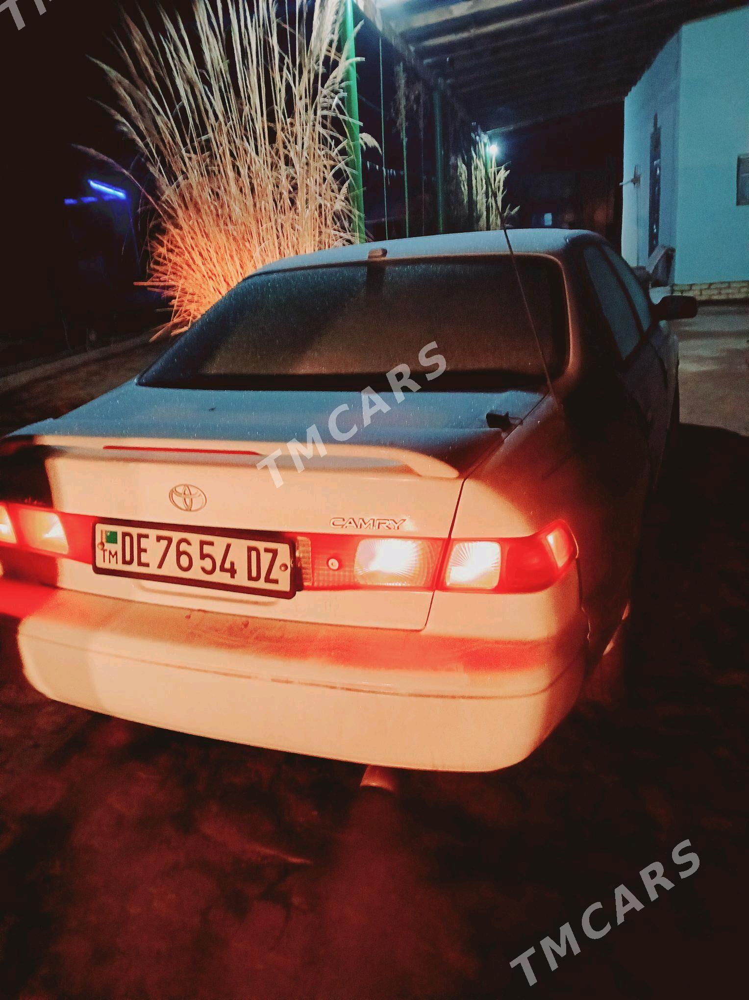 Toyota Camry 2001 - 130 000 TMT - Türkmenbaşy etr. - img 3