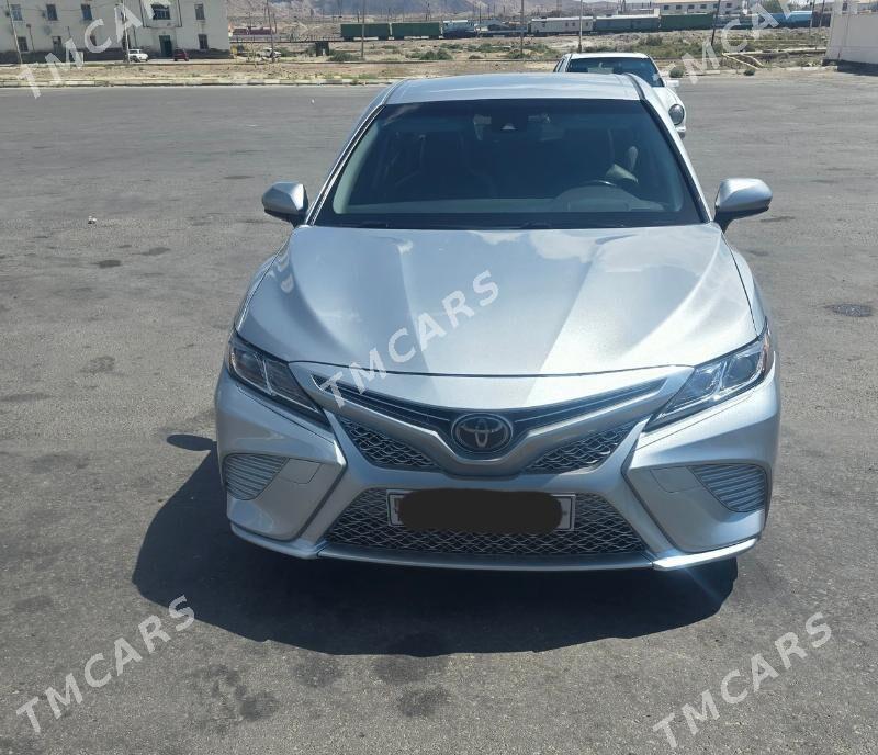 Toyota Camry 2018 - 300 000 TMT - Туркменбаши - img 2