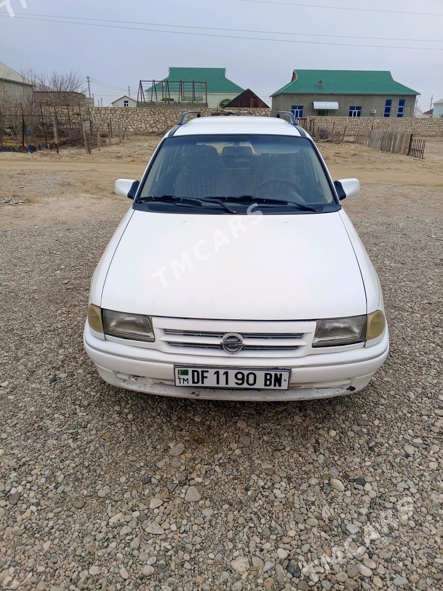 Opel Astra 1994 - 45 000 TMT - Джебел - img 4