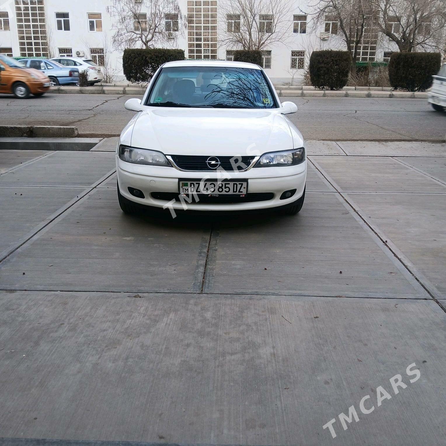 Opel Vectra 2000 - 66 000 TMT - Дашогуз - img 3