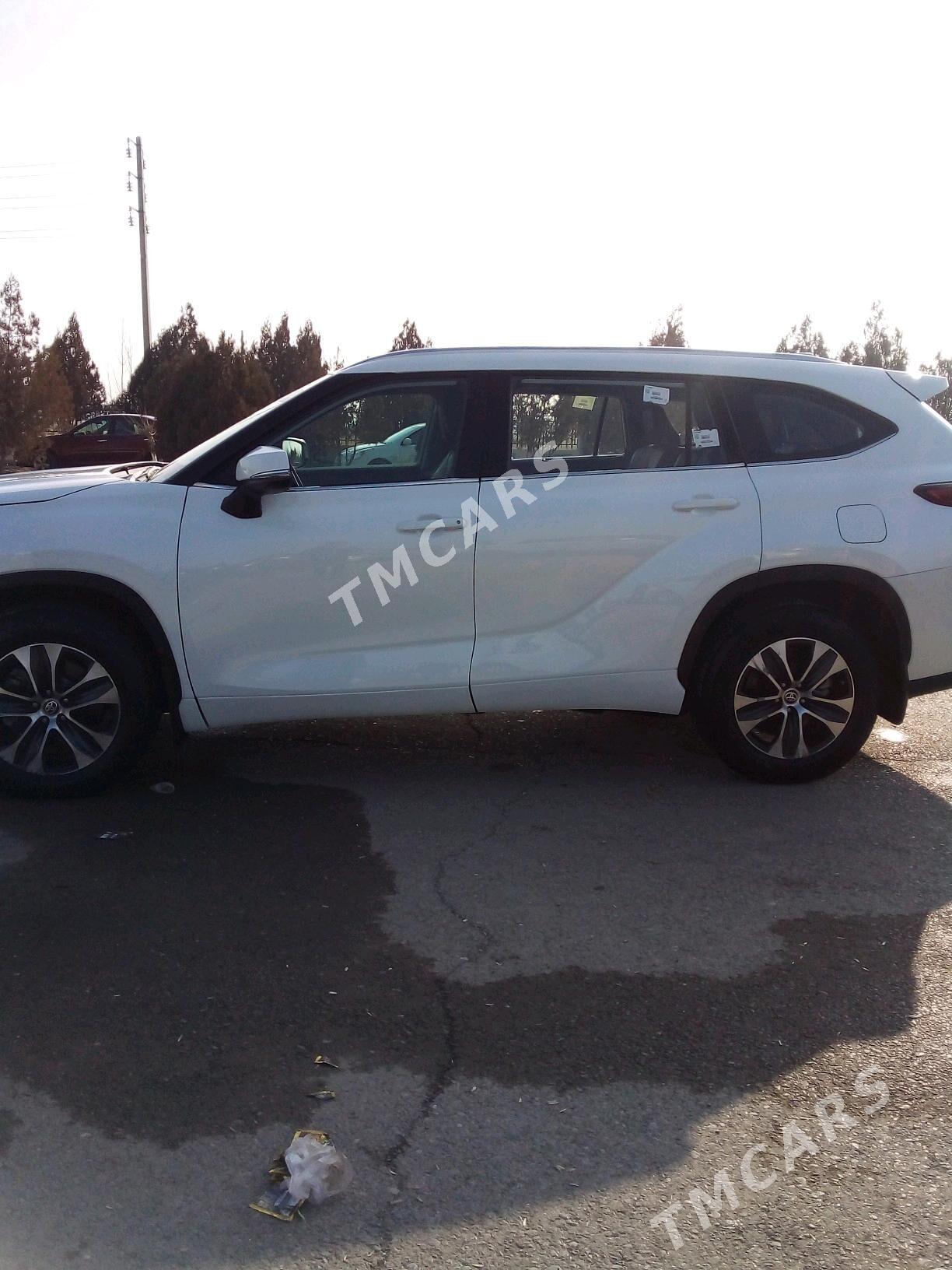 Toyota Highlander 2020 - 535 000 TMT - Дашогуз - img 5