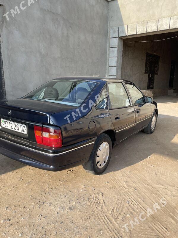 Opel Vectra 1990 - 30 000 TMT - Гороглы (Тагта) - img 3