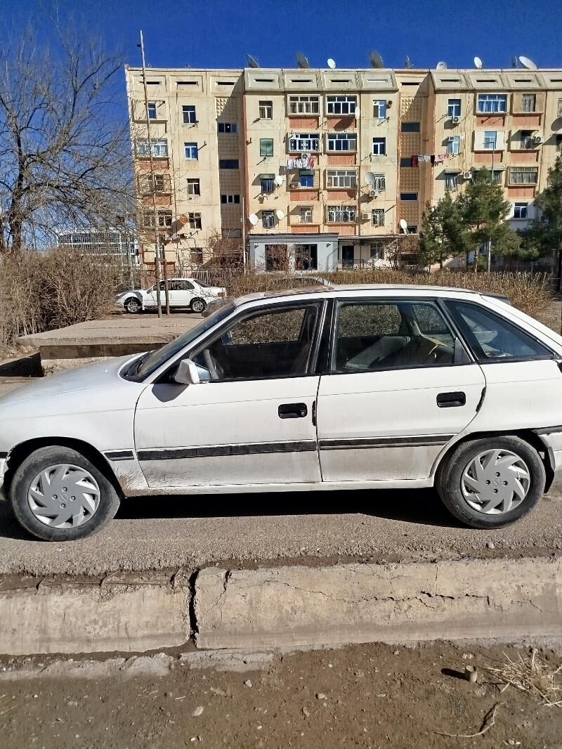 Opel Astra 1991 - 25 000 TMT - Мары - img 3