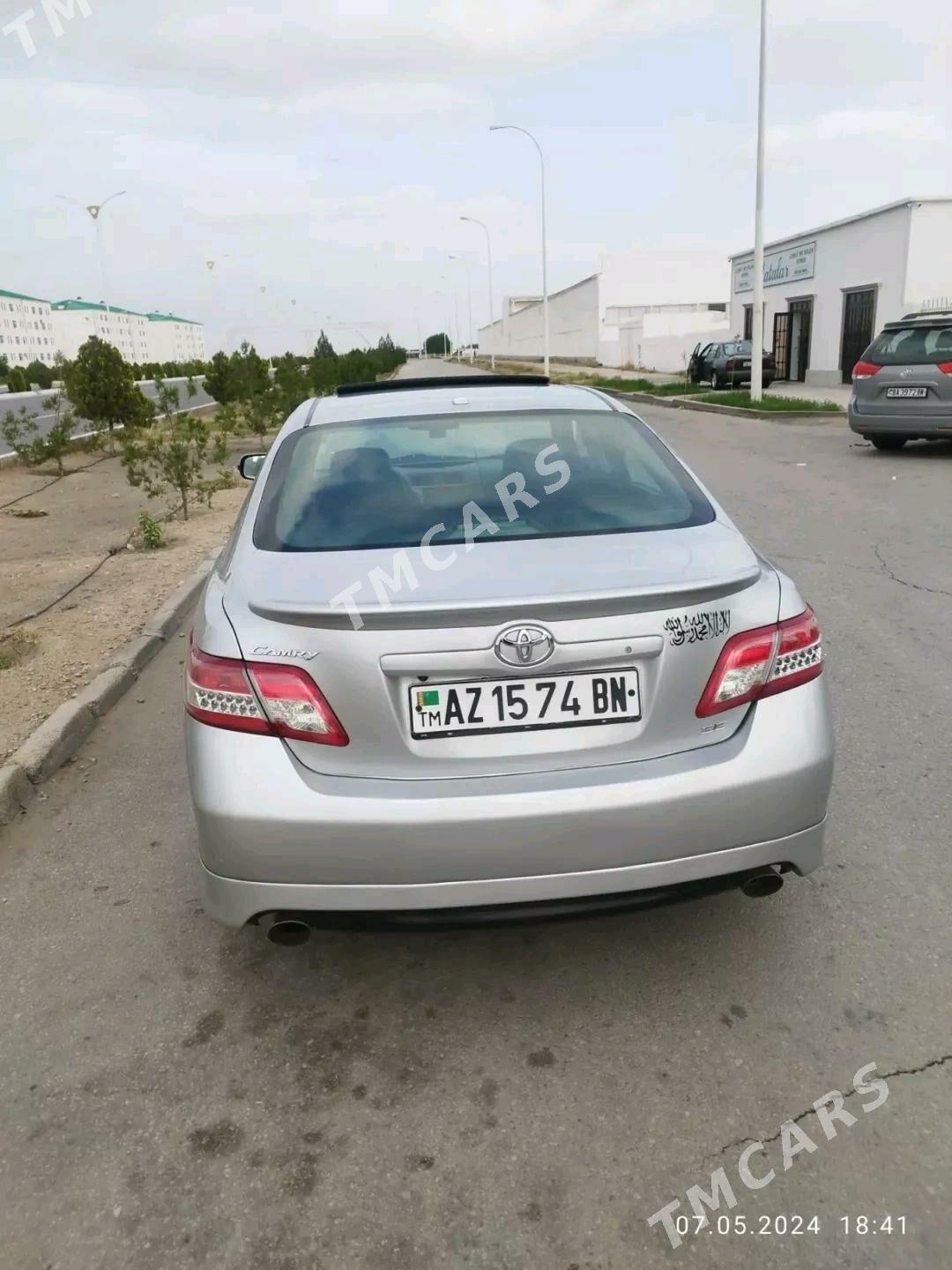 Toyota Camry 2010 - 170 000 TMT - Балканабат - img 5