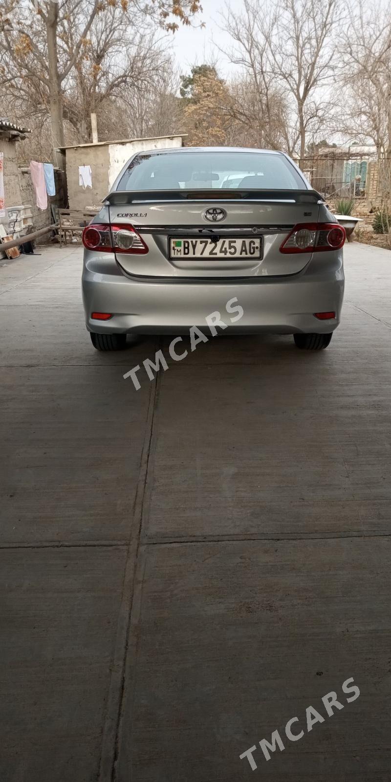 Toyota Corolla 2013 - 155 000 TMT - Ашхабад - img 3