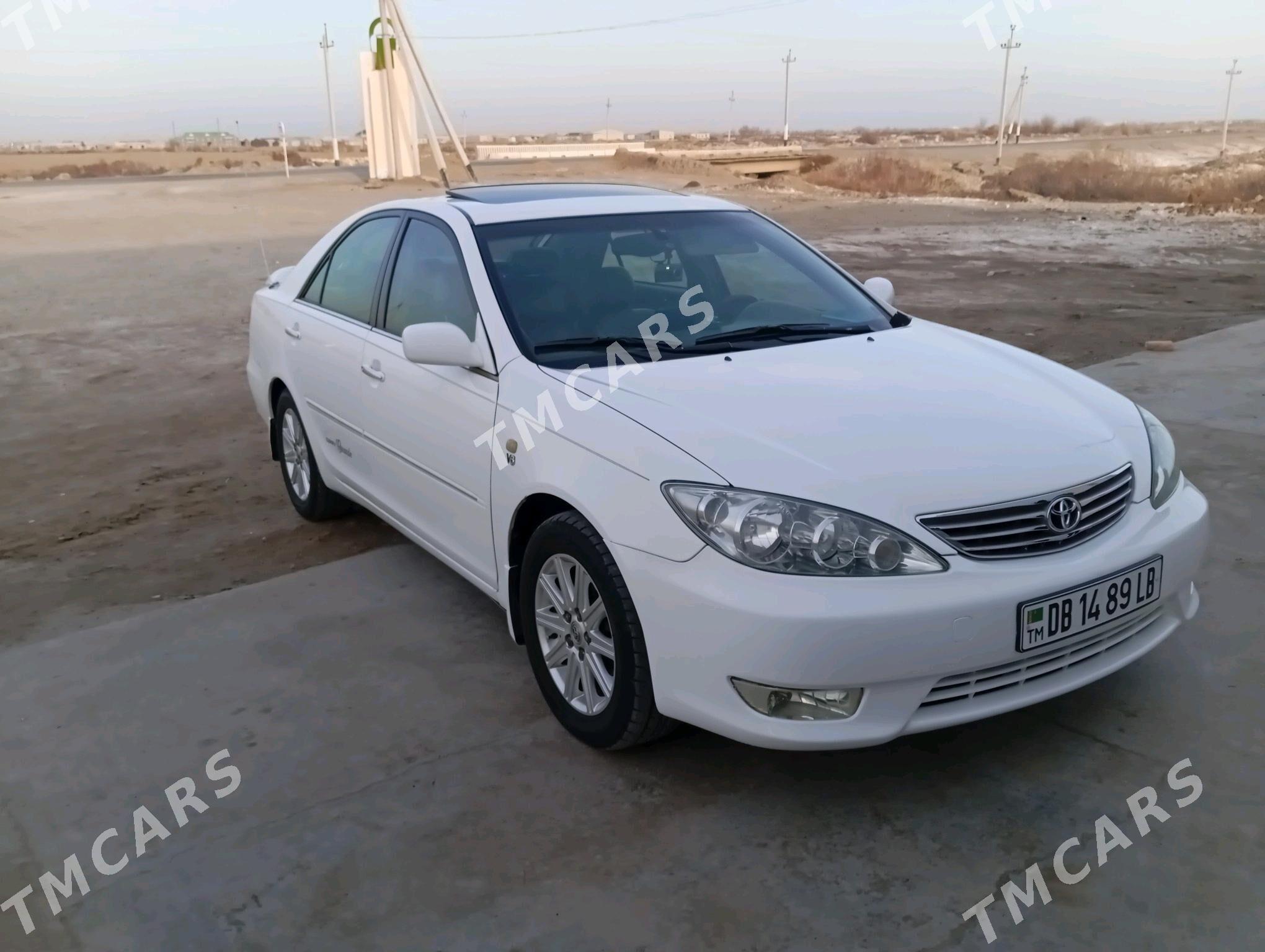 Toyota Camry 2002 - 205 000 TMT - Дянев - img 2