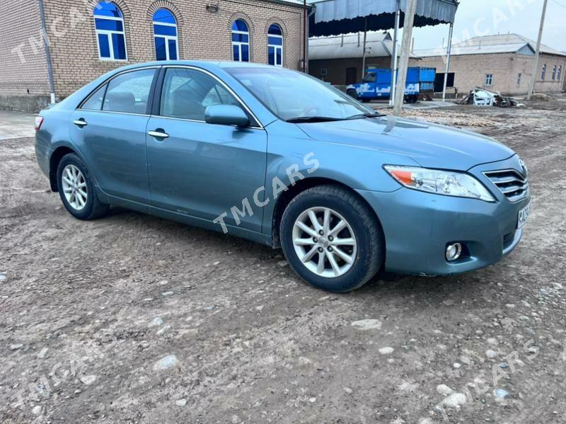 Toyota Camry 2010 - 200 000 TMT - Мары - img 2