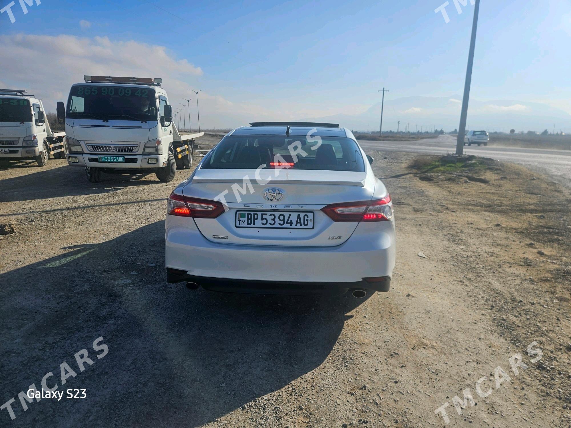 Toyota Camry 2018 - 320 000 TMT - Gökdepe - img 4