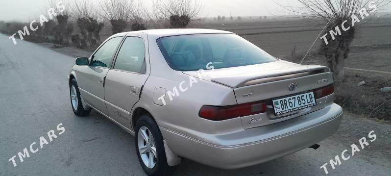 Toyota Camry 1998 - 108 000 TMT - Saýat - img 2