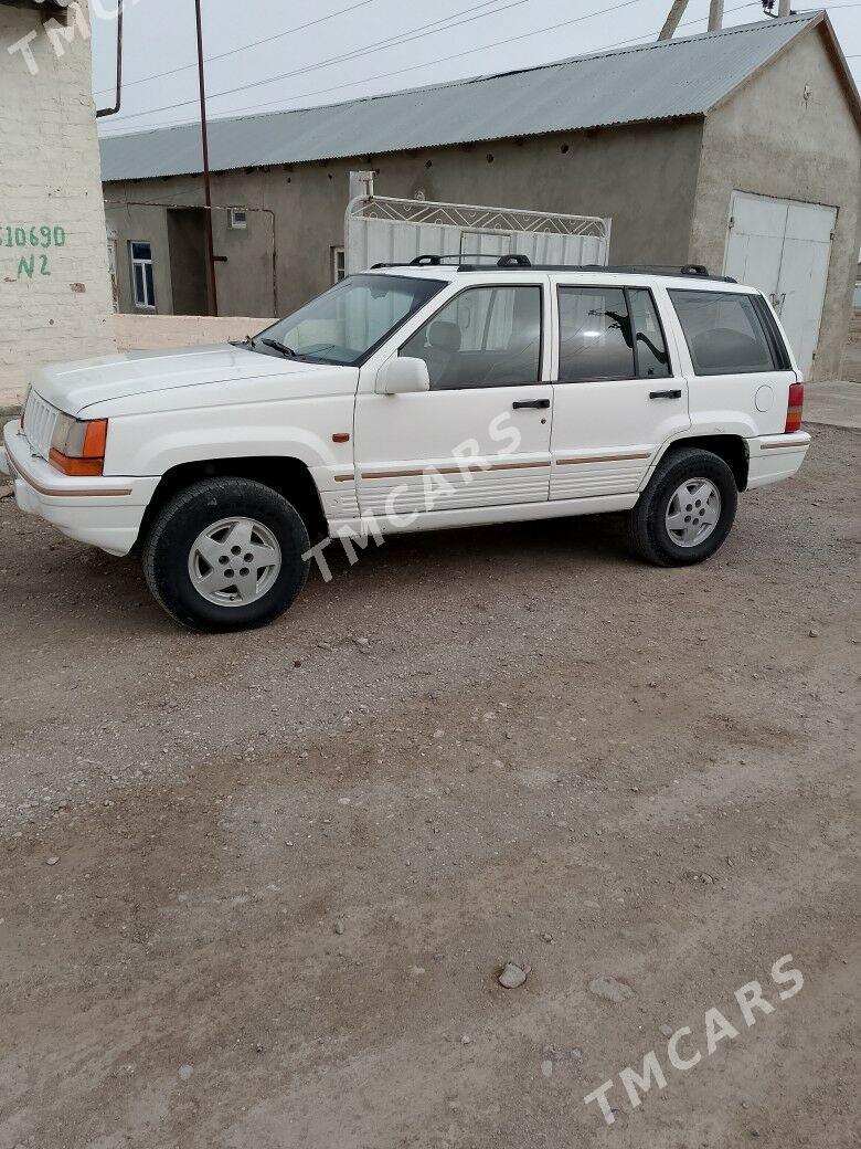 Jeep Grand Cherokee 1994 - 55 000 TMT - Берекет - img 2