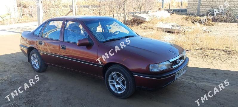 Opel Vectra 1993 - 40 000 TMT - Sakar - img 3