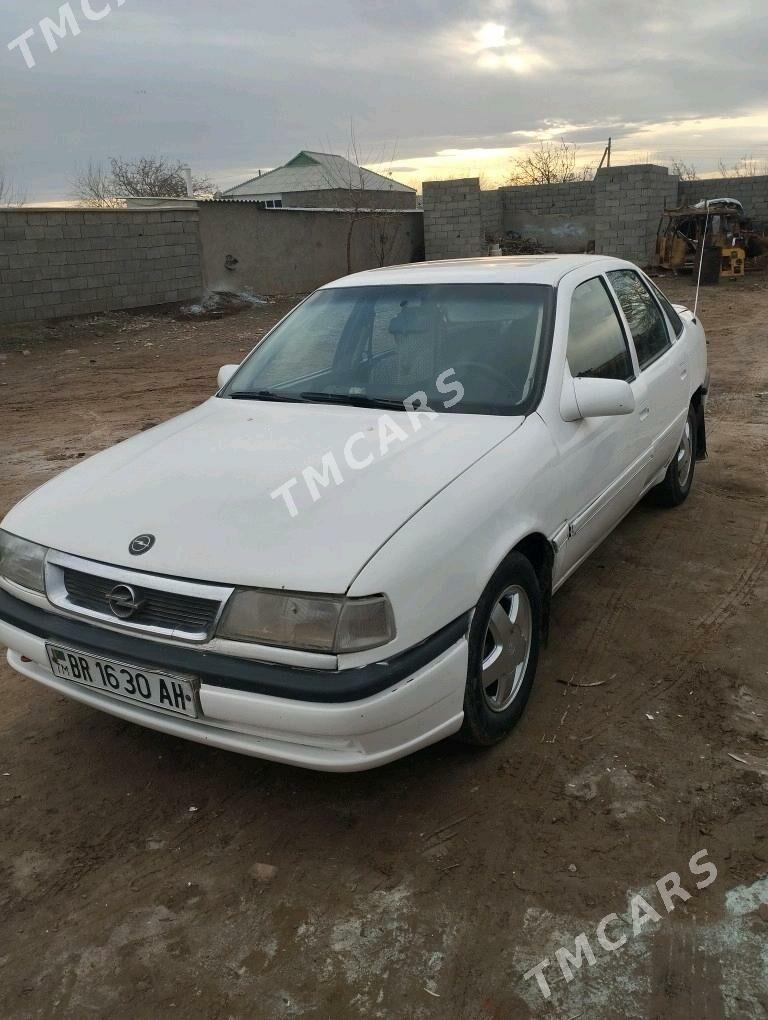 Opel Vectra 1990 - 30 000 TMT - Tejen - img 2