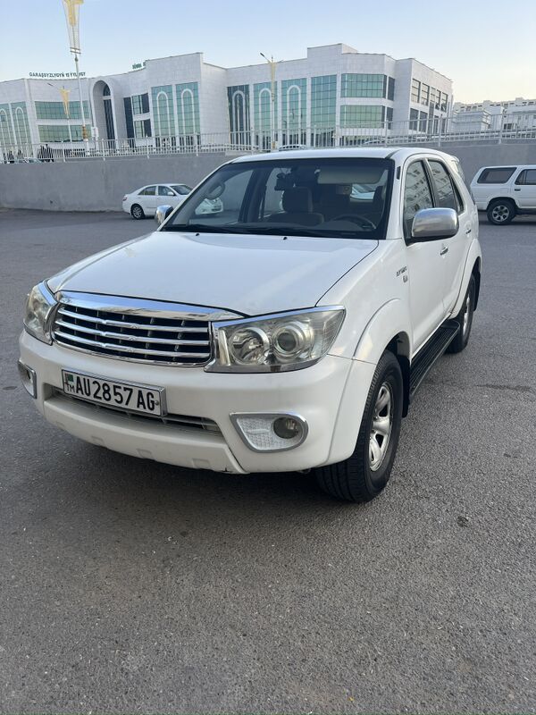 Toyota Fortuner 2008 - 240 000 TMT - Ашхабад - img 7