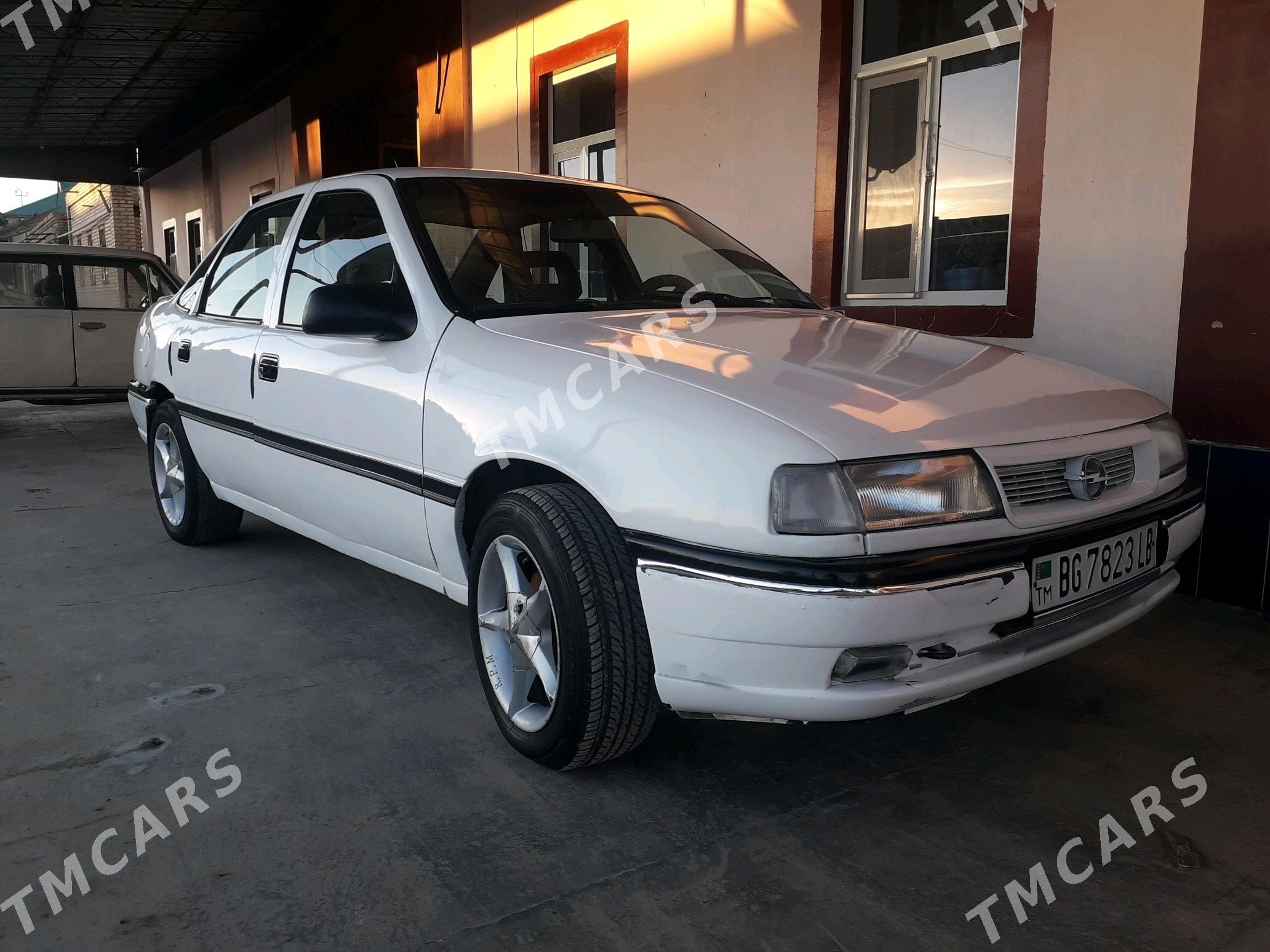 Opel Vectra 1994 - 30 000 TMT - Чарджоу - img 5