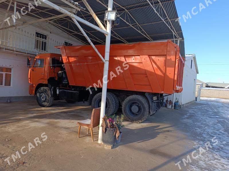 Kamaz 6520 2011 - 270 000 TMT - Анев - img 3