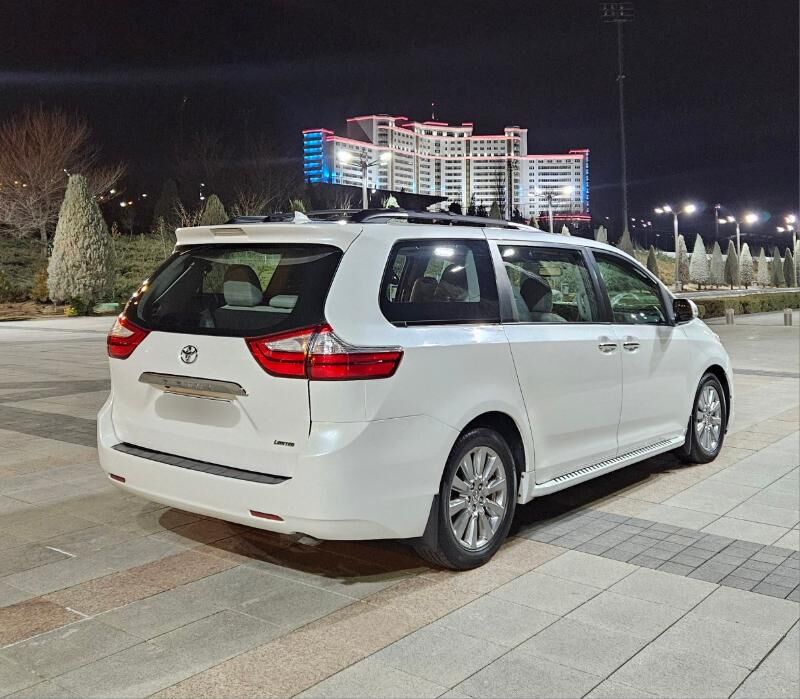 Toyota Sienna 2017 - 485 000 TMT - Aşgabat - img 5