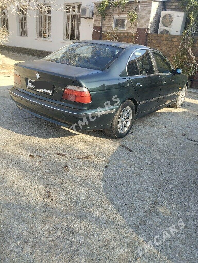 BMW E39 1999 - 65 000 TMT - Балканабат - img 4