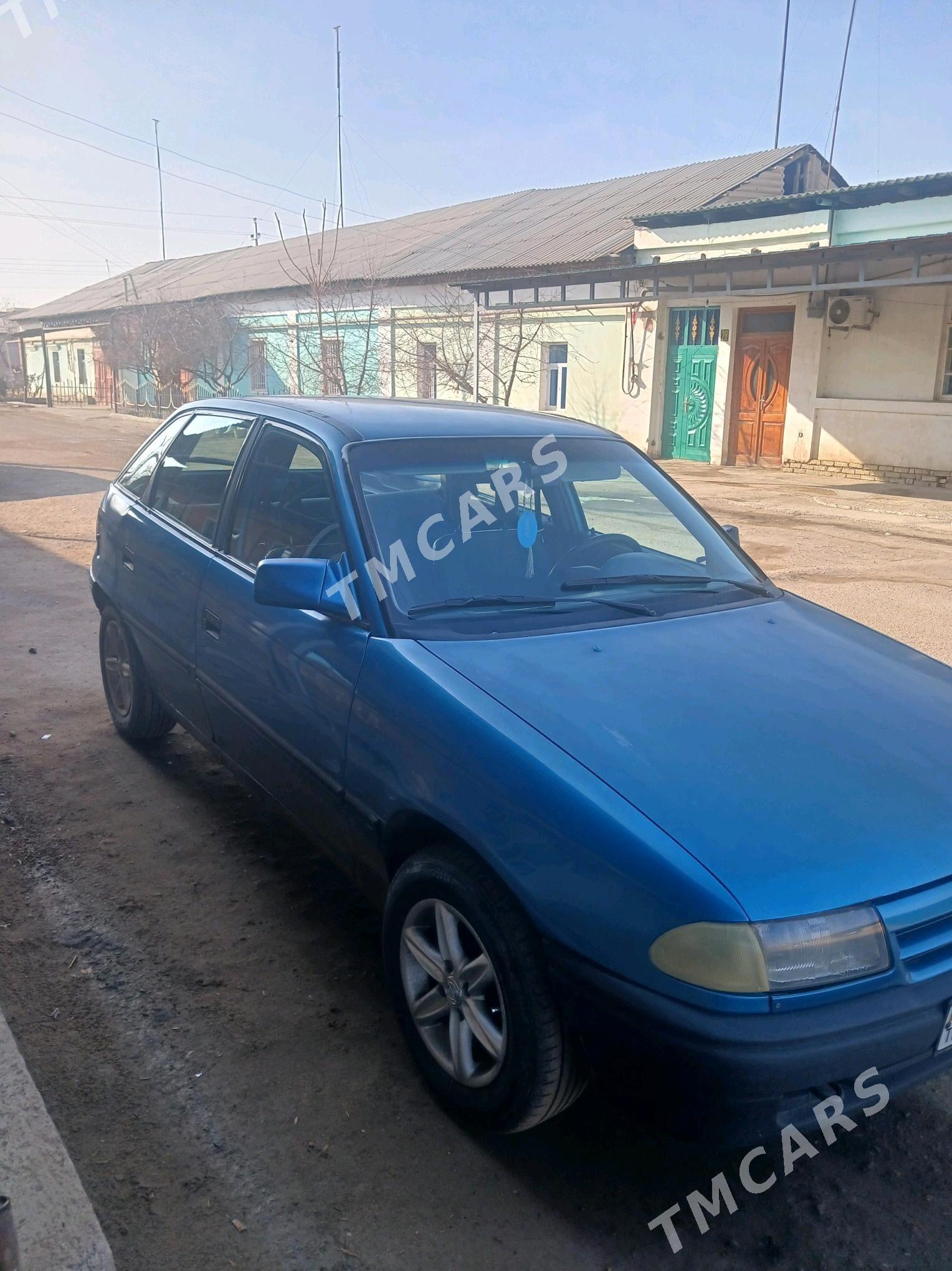 Opel Astra 1993 - 30 000 TMT - Дашогуз - img 3