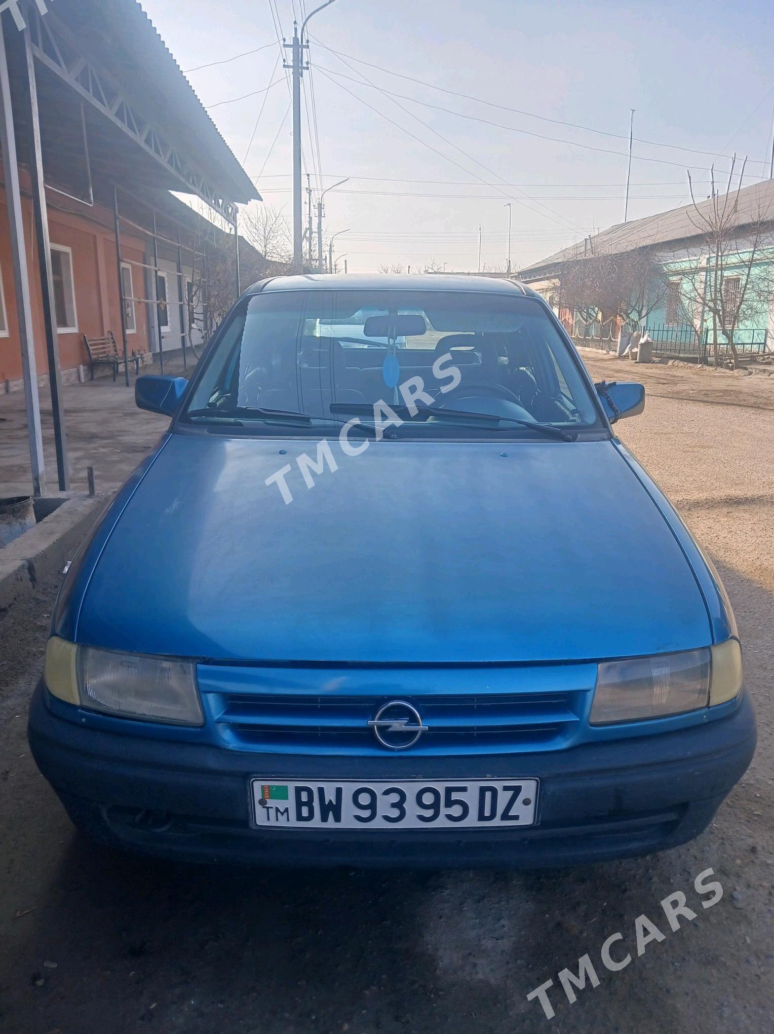 Opel Astra 1993 - 30 000 TMT - Дашогуз - img 4