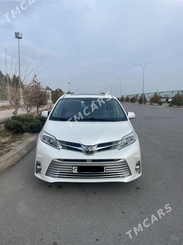 Toyota Sienna 2018 - 390 000 TMT - Aşgabat - img 4