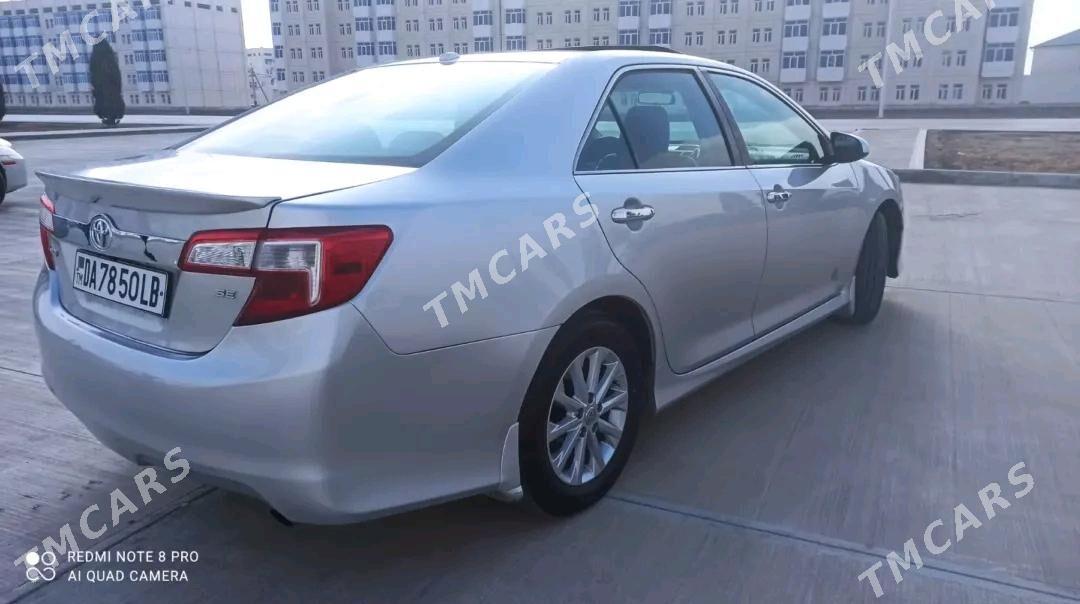 Toyota Camry 2013 - 200 000 TMT - Туркменабат - img 2