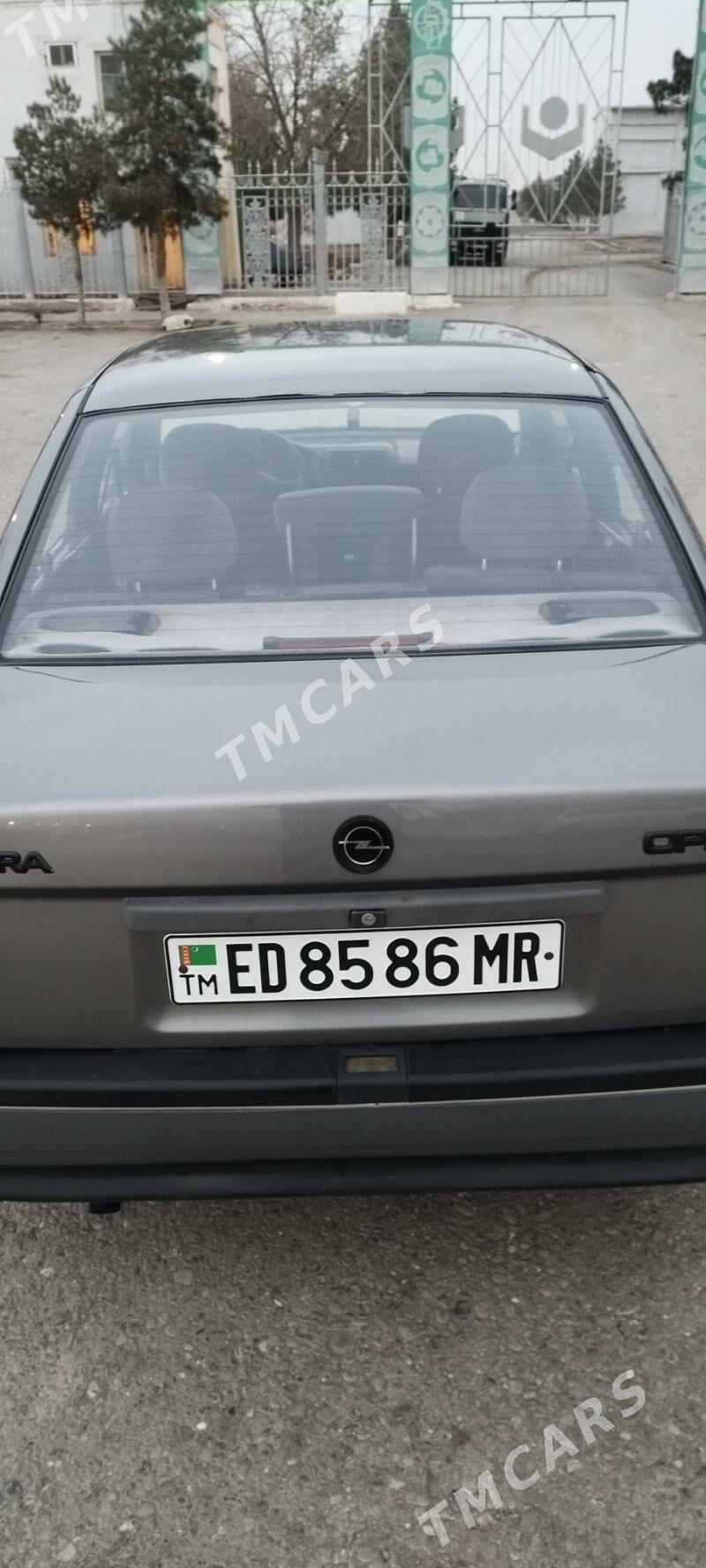 Opel Vectra 1992 - 40 000 TMT - Мары - img 6