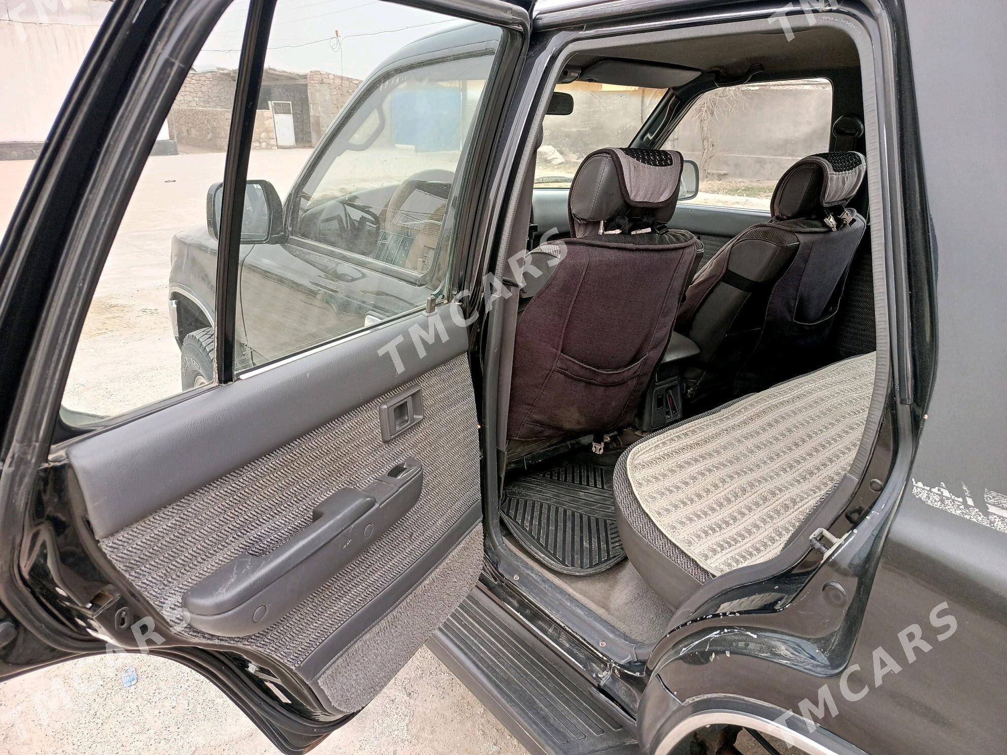 Toyota 4Runner 1995 - 80 000 TMT - Достлук - img 4