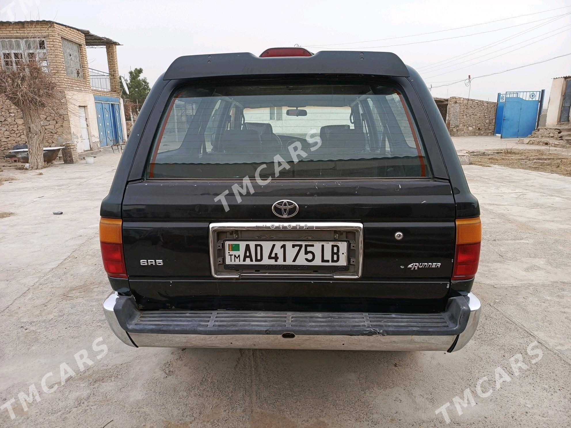 Toyota 4Runner 1995 - 80 000 TMT - Достлук - img 3