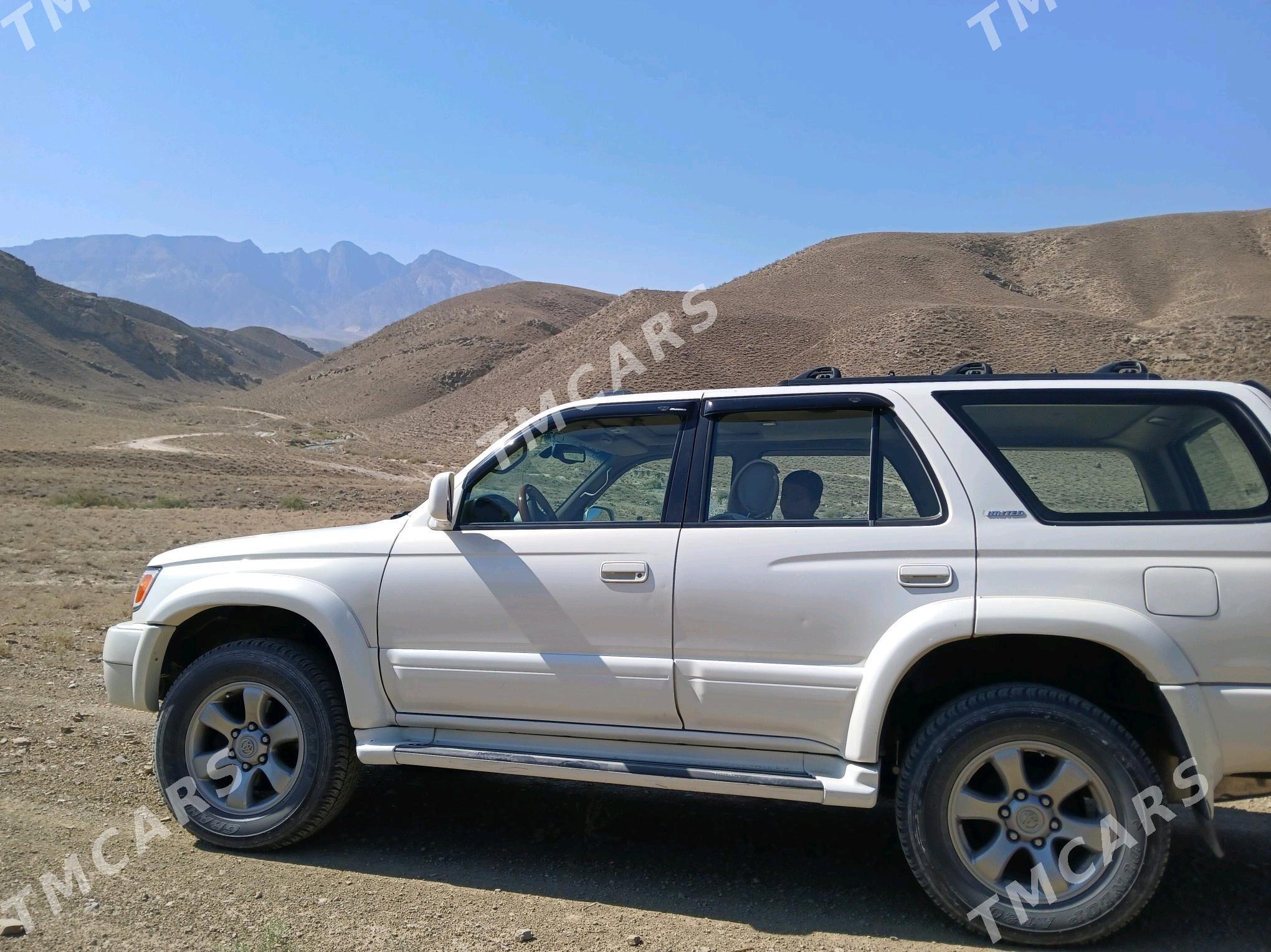 Toyota 4Runner 2002 - 280 000 TMT - Aşgabat - img 2