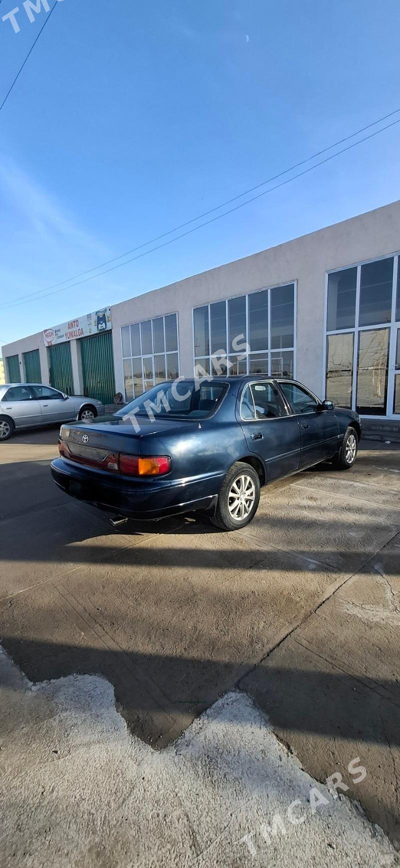 Toyota Camry 1993 - 64 000 TMT - Mary - img 3