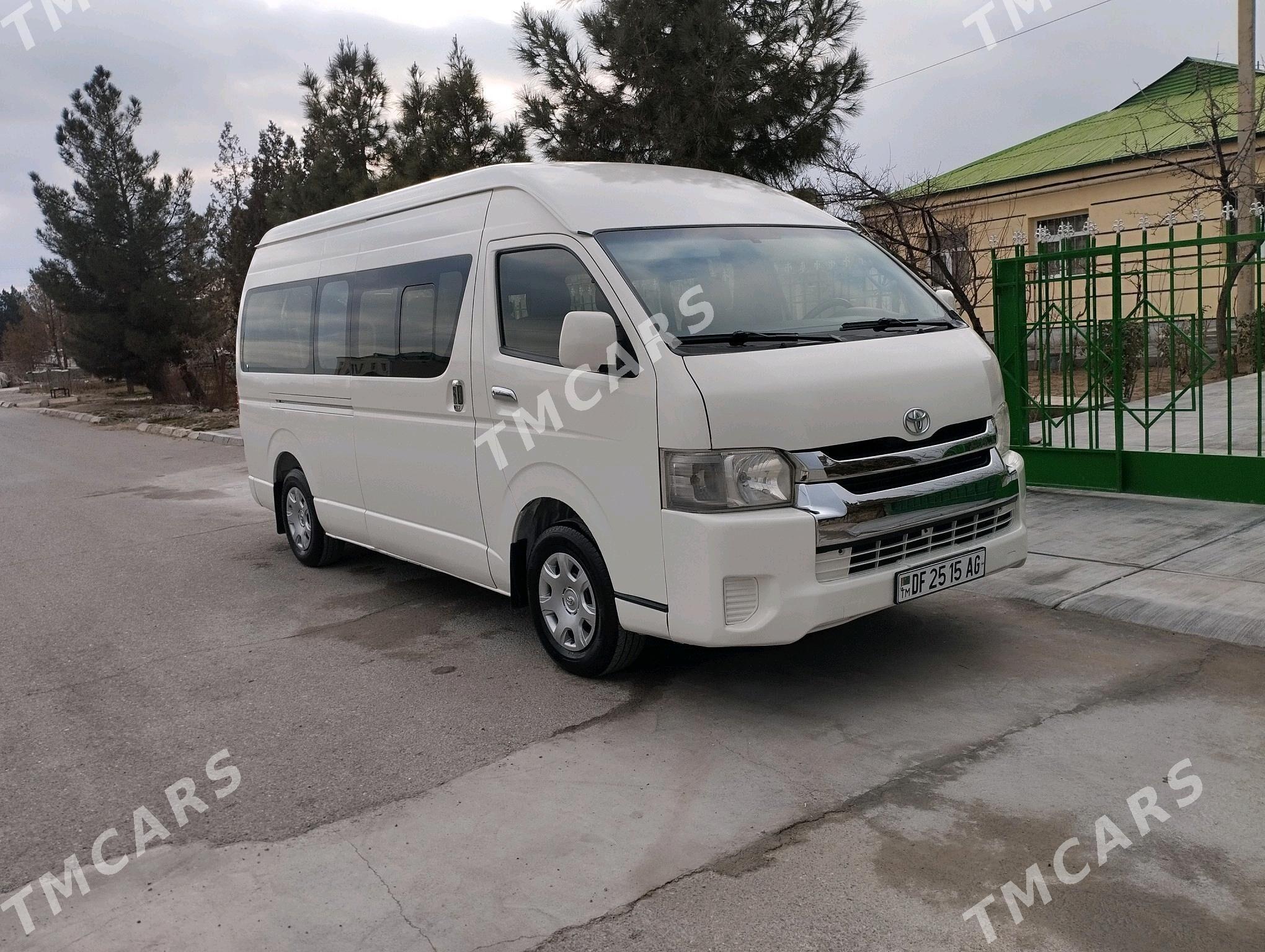 Toyota Hiace 2014 - 420 000 TMT - Бузмеин ГРЭС - img 2