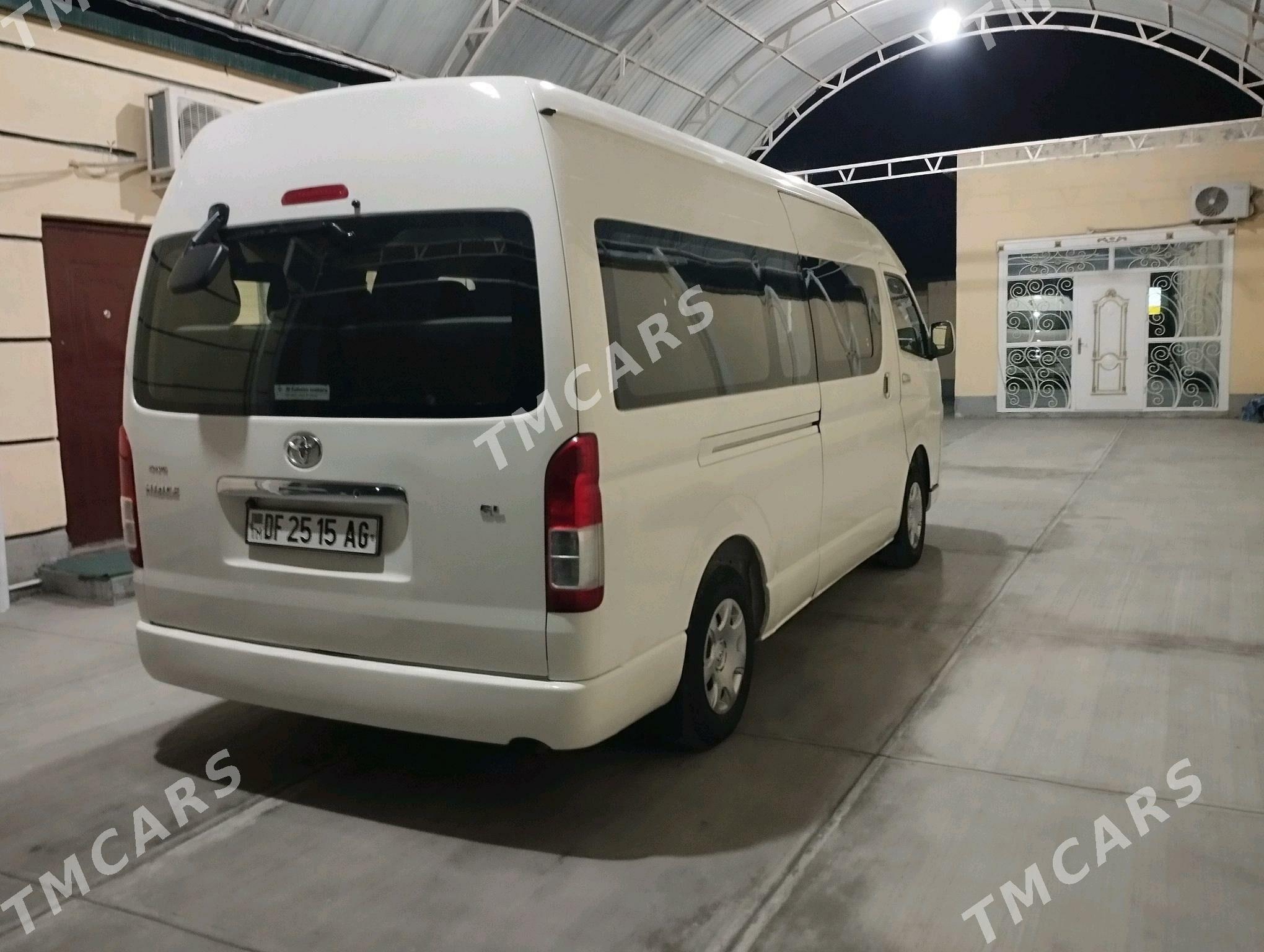 Toyota Hiace 2014 - 420 000 TMT - Бузмеин ГРЭС - img 3