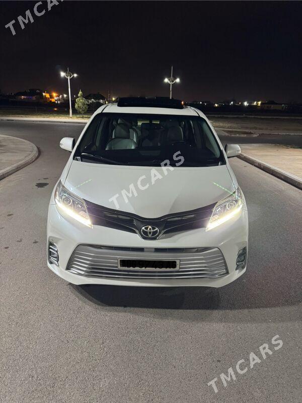 Toyota Sienna 2017 - 385 000 TMT - Ашхабад - img 7